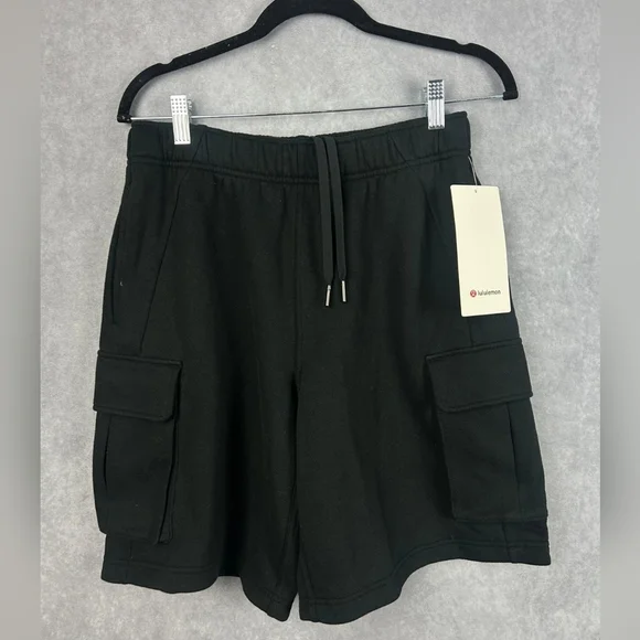 Lululemon Scuba Mid-Rise Oversized Cargo Short 9 Black‎ Size S